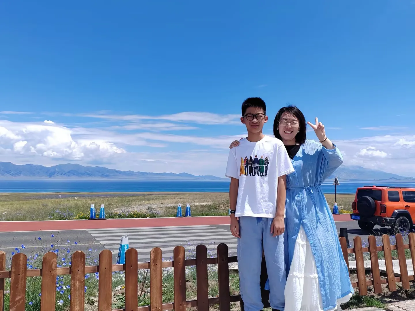 2026.7-A Singaporean mother and her son by Sayram Lake
