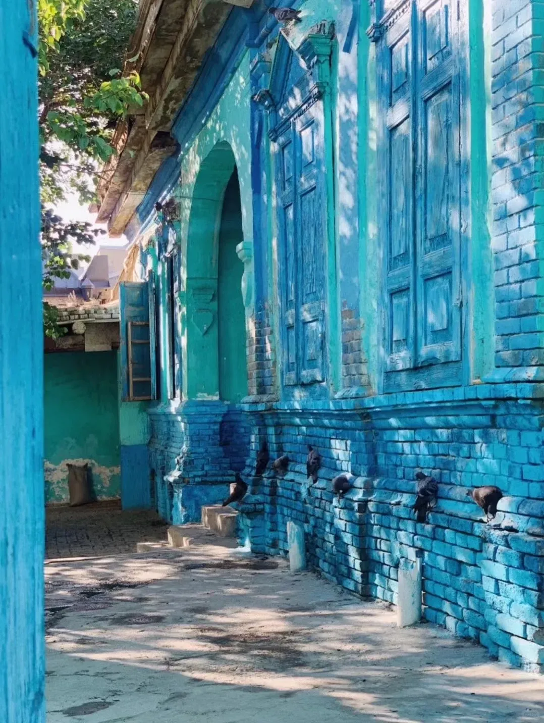 kazanqi-blue-houses