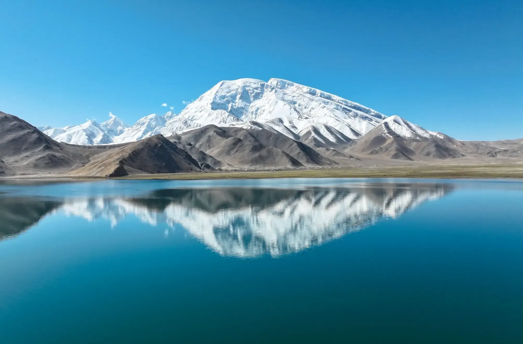 Karakul Lake Karakuli Blue Water Snow, Xinjiang