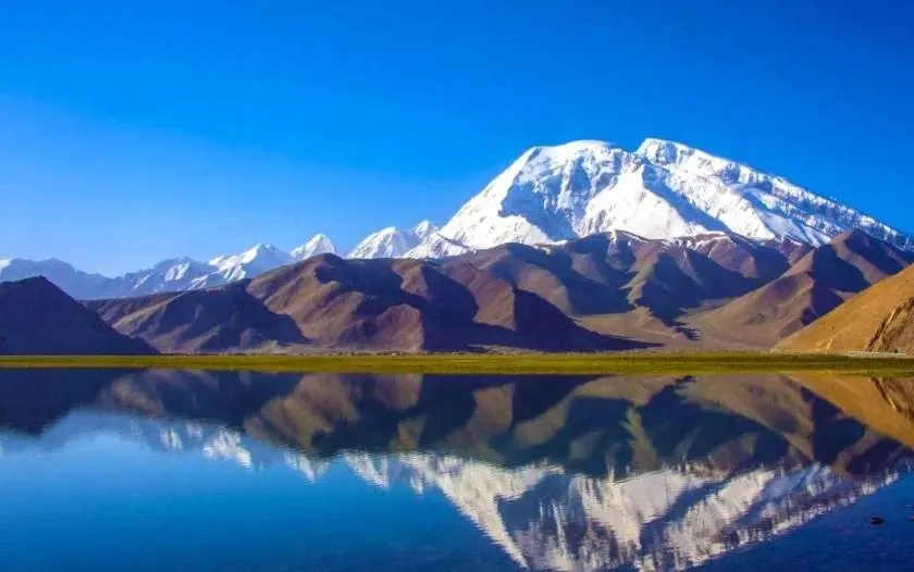 Karakul Lake Karakuli Glacier Golden Grass, Xinjiang